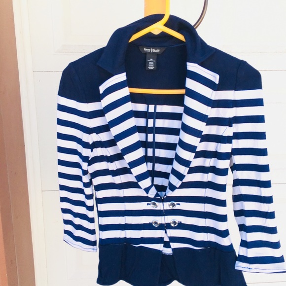 “Sold” - Picture 8 of 11